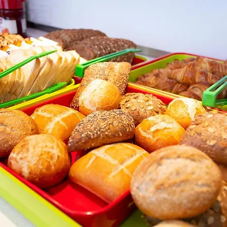 Ibis Styles Karlsruhe מלון 3*