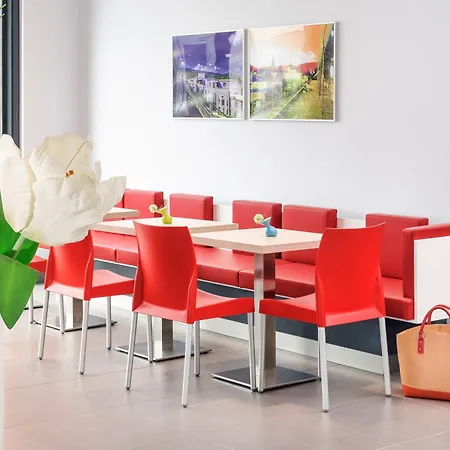 Szálloda Ibis Styles Karlsruhe 3*