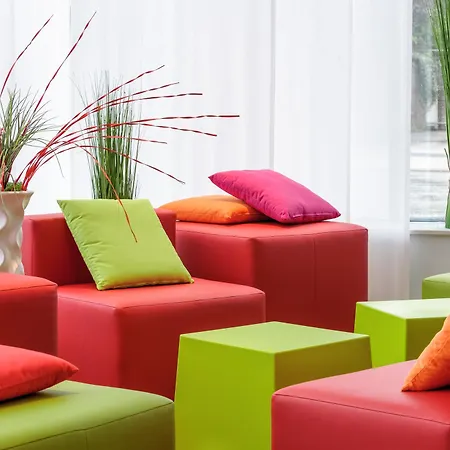 Ibis Styles Karlsruhe 3* אטלינגן