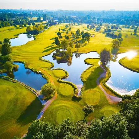 Ibis Styles Karlsruhe מלון