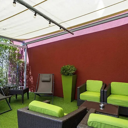 מלון Ibis Styles Karlsruhe 3*