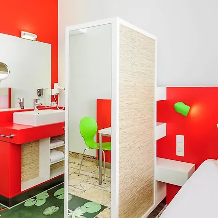 Ibis Styles Karlsruhe 3* אטלינגן