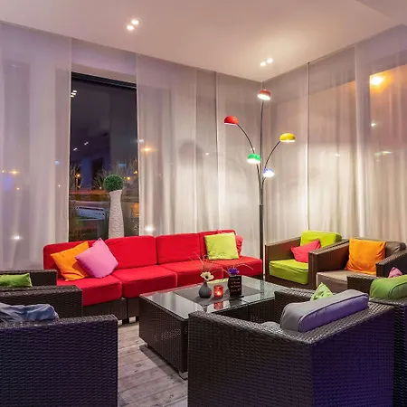 Hotel Ibis Styles Karlsruhe 3*