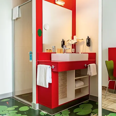Ibis Styles Karlsruhe 3* אטלינגן