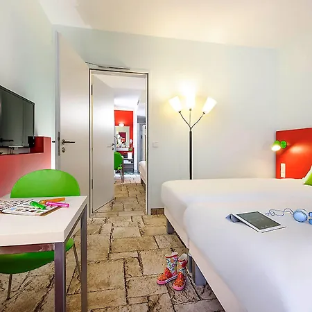 מלון Ibis Styles Karlsruhe 3*