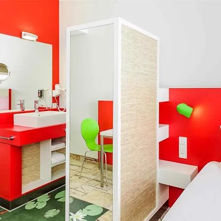 Ibis Styles Karlsruhe 3*