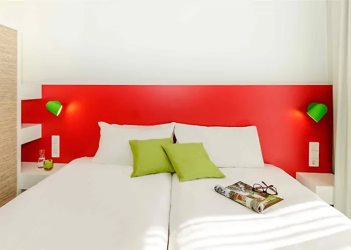 Hotel Ibis Styles Karlsruhe 3*